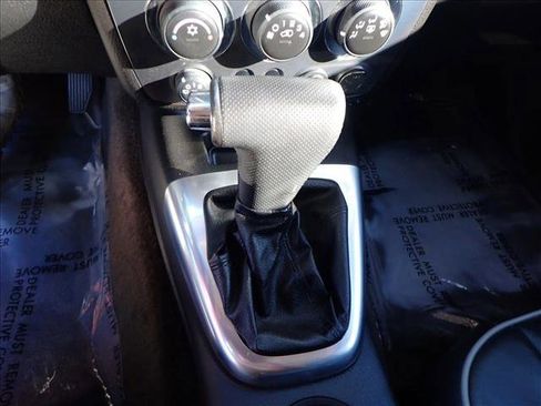 Used 2009 HUMMER H3 Alpha image 17