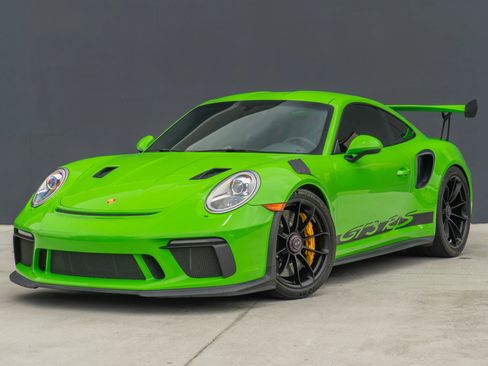 Used 2019 Porsche 911 GT3 RS RWD image 3