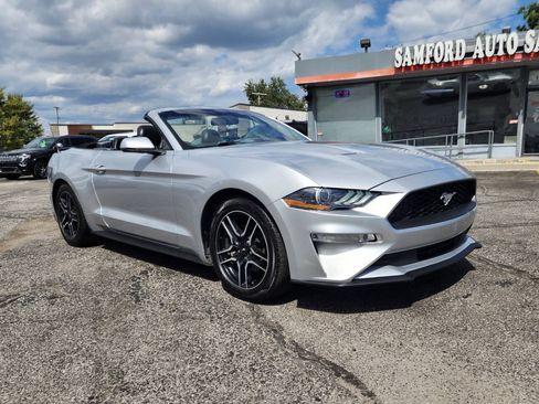 Used 2019 Ford Mustang Premium RWD image 13