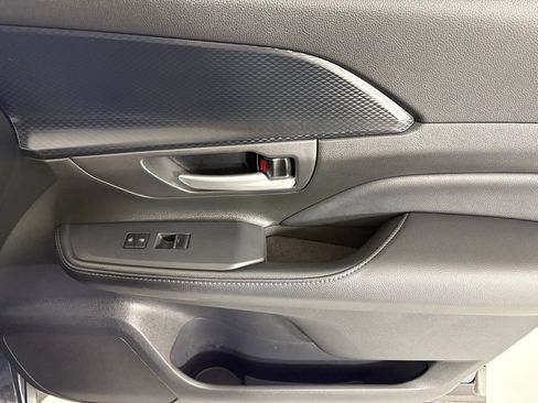 Used 2024 Toyota Grand Highlander AWD Hybrid image 14