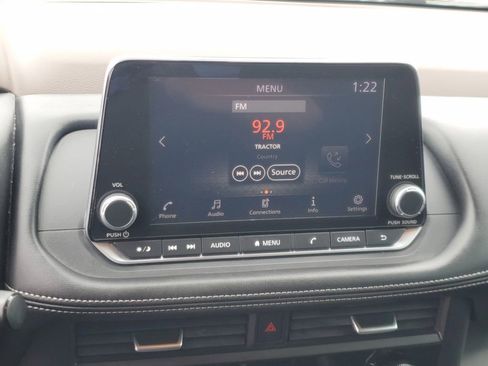 Used 2023 Nissan Rogue S FWD image 20