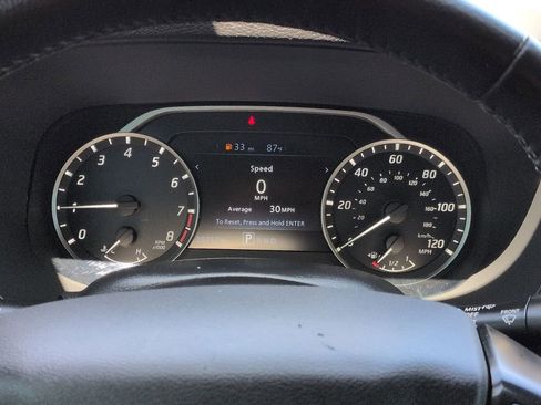 Used 2024 Nissan Frontier SV RWD image 26