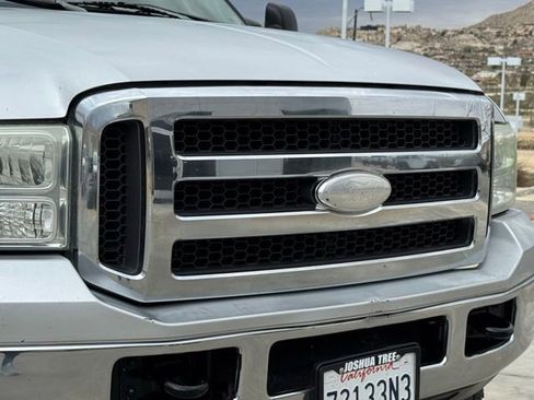 Used 2005 Ford F350 XLT image 7