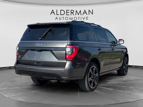 Used 2021 Ford Expedition Limited AWD/4WD image 5