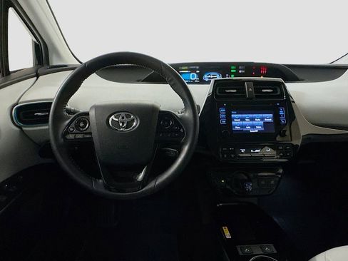 Used 2019 Toyota Prius XLE image 25