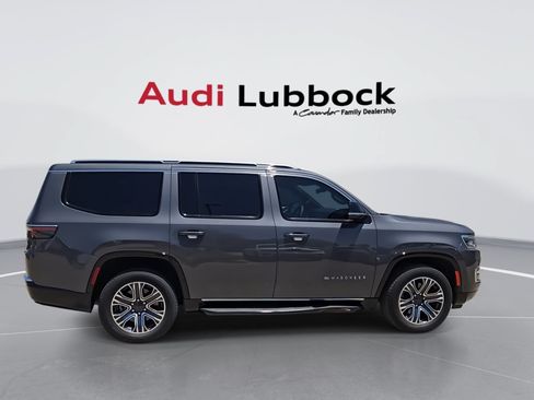 Used 2023 Jeep Wagoneer 2WD w/ Premium Group I image 9