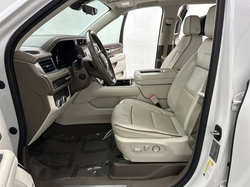 Used 2021 GMC Yukon Denali image 18