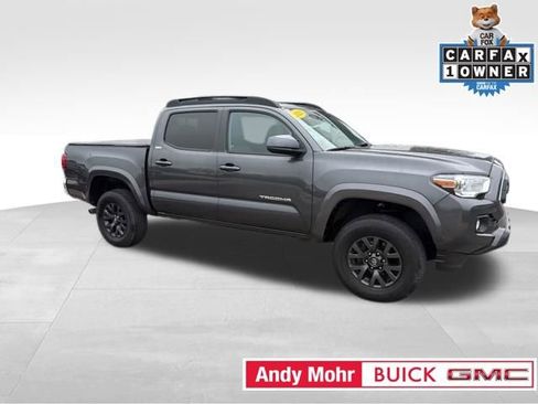 Used 2023 Toyota Tacoma SR5 AWD/4WD image 14