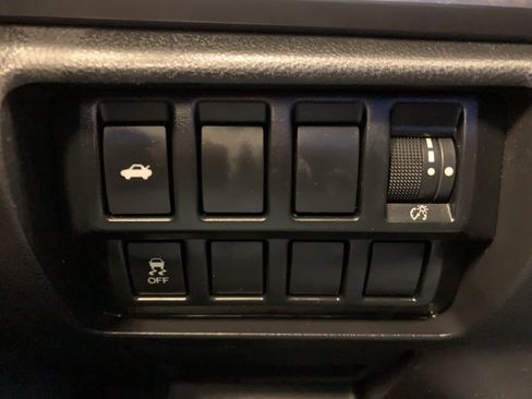 Used 2022 Subaru WRX Premium image 9