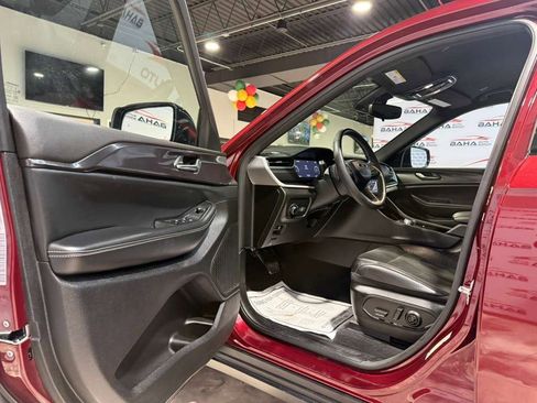 Used 2023 Jeep Grand Cherokee L Laredo image 22