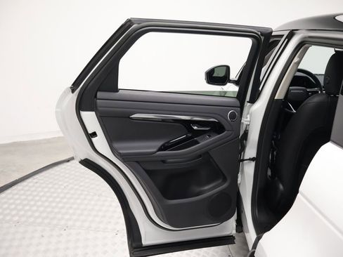 Used 2023 Land Rover Range Rover Evoque SE AWD/4WD image 21