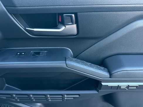 New 2025 Toyota Tacoma TRD Off-Road AWD/4WD image 20