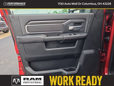 New 2026 RAM 2500 Big Horn AWD/4WD image 18