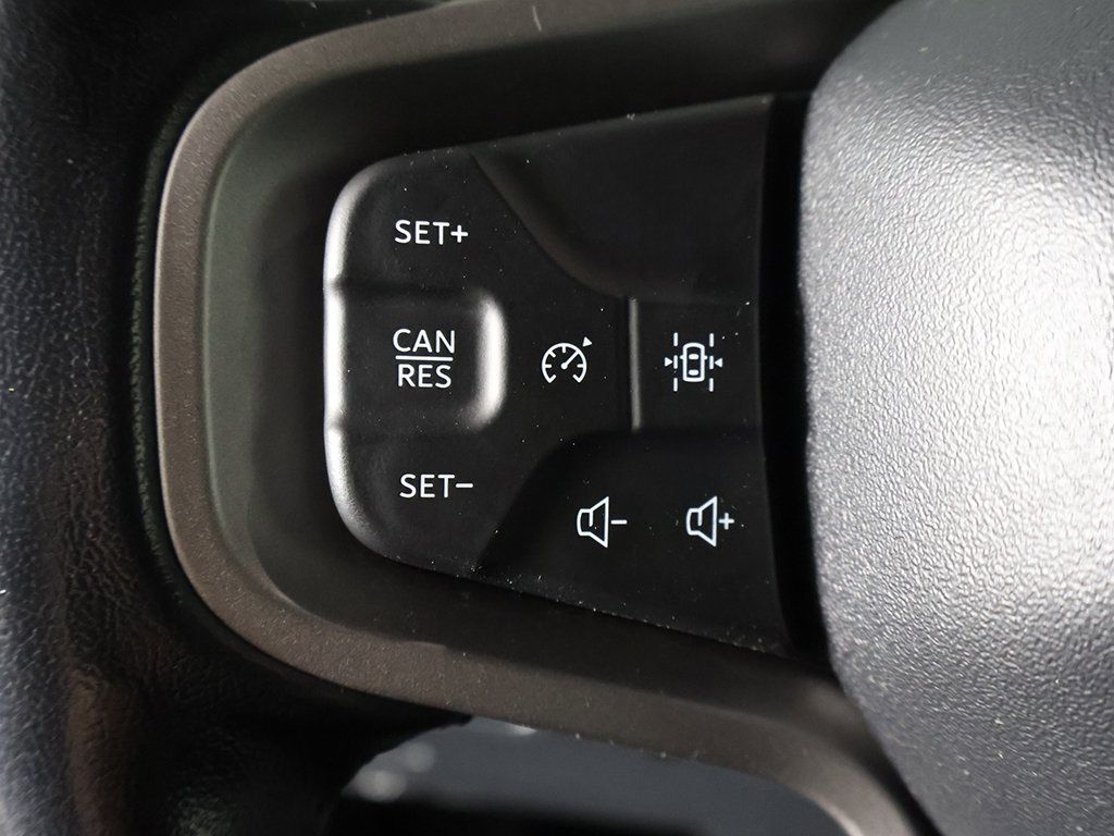 Used 2024 Ford Bronco Big Bend w/ Sasquatch Package AWD/4WD image 36