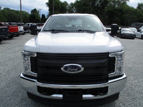 Used 2019 Ford F250 XL w/ XL Value Package AWD/4WD image 8