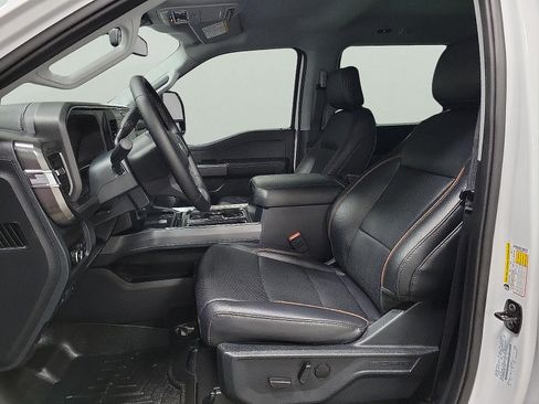 Used 2025 Ford F250 Lariat w/ Black Appearance Package AWD/4WD image 11