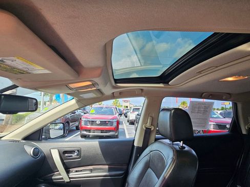 Used 2013 Nissan Rogue SL FWD image 17