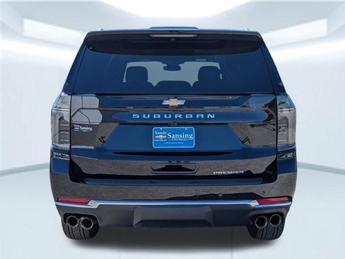 New 2026 Chevrolet Suburban Premier image 6