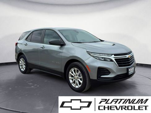 Used 2024 Chevrolet Equinox LS w/ LS Convenience Package FWD image 1