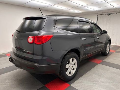 Used 2011 Chevrolet Traverse LT w/ Personal Connectivity Package AWD/4WD image 6