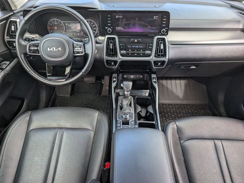 Used 2022 Kia Sorento SX image 11