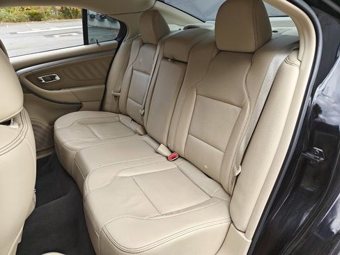 Used 2018 Ford Taurus SEL w/ Equipment Group 201A image 12