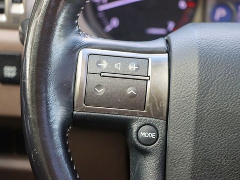 Used 2016 Lexus GX 460 w/ Premium Package AWD/4WD image 31