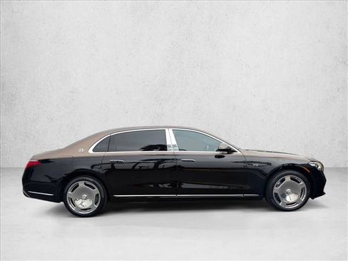 Certified 2025 Mercedes-Benz Maybach S 680 4MATIC image 4