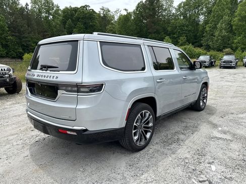 Certified 2024 Jeep Grand Wagoneer Series III AWD/4WD image 8