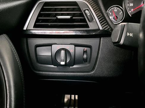 Used 2018 BMW M3 image 37