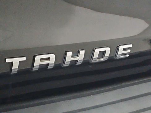 Used 2016 Chevrolet Tahoe LTZ AWD/4WD image 12
