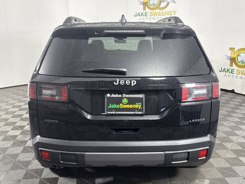 New 2026 Jeep Cherokee Laredo image 7