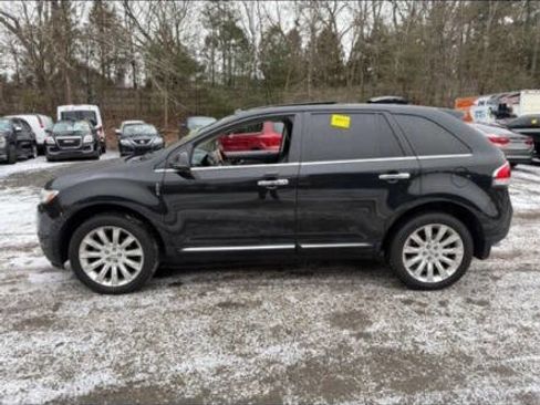 Used 2013 Lincoln MKX AWD image 4