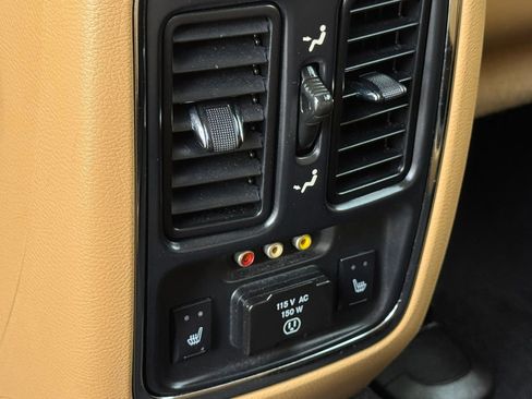 Used 2013 Dodge Durango Citadel w/ Technology Group RWD image 20