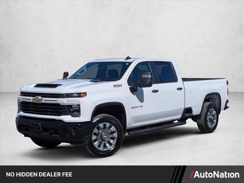 Used 2025 Chevrolet Silverado 2500 Custom w/ Custom Value Package AWD/4WD image 1