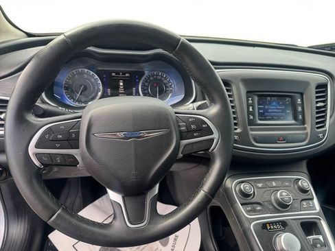 Used 2015 Chrysler 200 Limited w/ Convenience Group FWD image 12