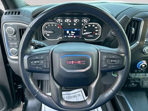 Used 2022 GMC Sierra 1500 AT4 w/ AT4 Premium Package AWD/4WD image 28