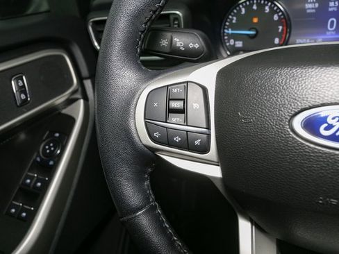 Used 2023 Ford Explorer XLT w/ Equipment Group 202A image 30