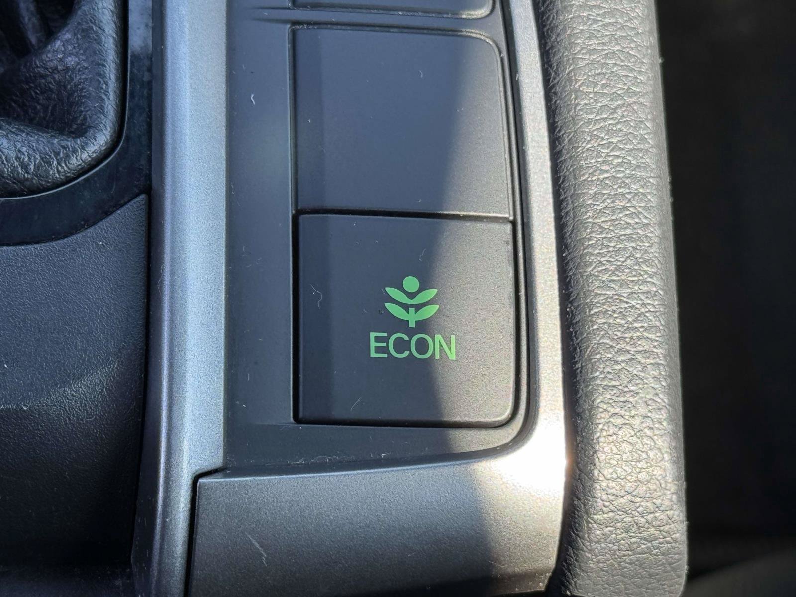 Used 2020 Honda Civic Sport image 7