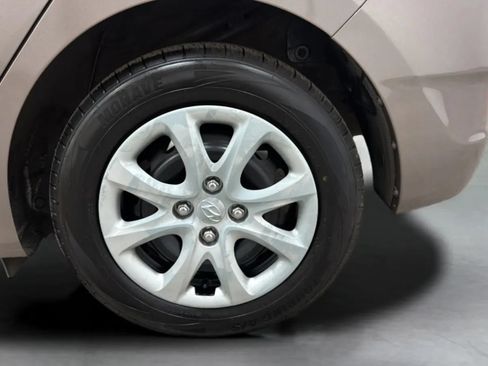 Used 2014 Hyundai Accent GS FWD image 24