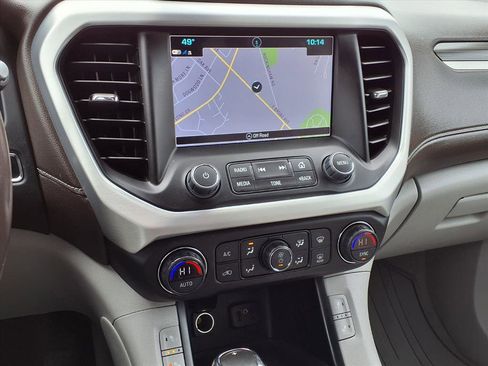 Used 2019 GMC Acadia SLT image 8