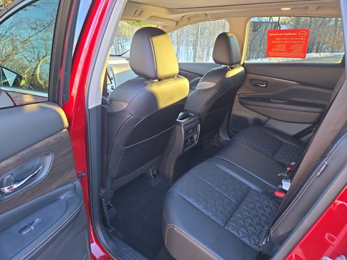 Certified 2024 Nissan Murano Platinum w/ Cargo Package image 28