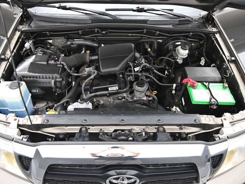 Used 2011 Toyota Tacoma 2WD Access Cab w/ SR5 Pkg #2 image 25