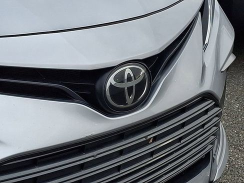 Used 2023 Toyota Camry LE image 10