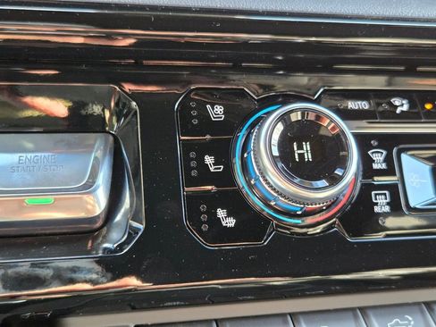 New 2026 GMC Sierra 3500 AT4 image 29