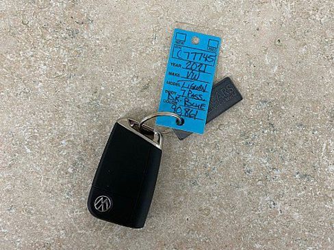 Used 2021 Volkswagen Tiguan S image 28