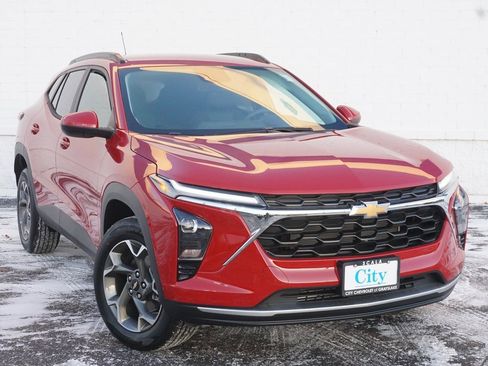 New 2026 Chevrolet Trax LT image 4