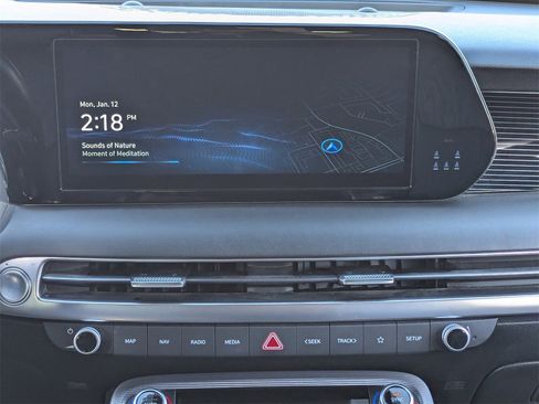 Used 2024 Hyundai Palisade Calligraphy image 22