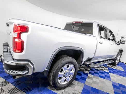 Used 2020 Chevrolet Silverado 2500 LTZ w/ LTZ Plus Package image 4