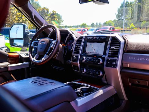 Used 2019 Ford F250 King Ranch AWD/4WD image 16